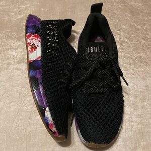 NOBULL Black Space Floral Mesh Runner Size 6